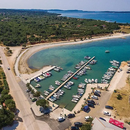 Awesome In بيروغ