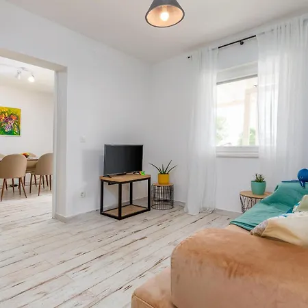 Ferienhaus Awesome In