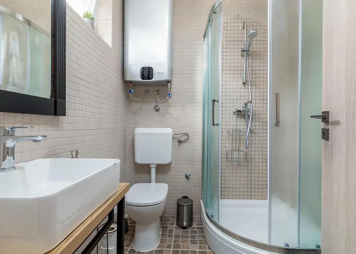 Vakantiehuis Awesome In Peroj