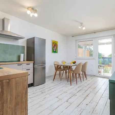 בית נופש Awesome In *